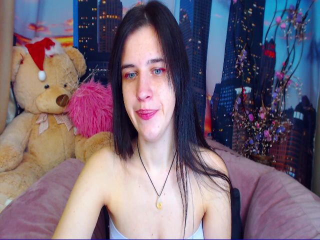 Live sex webcam photo for BlueAbelle #272185576