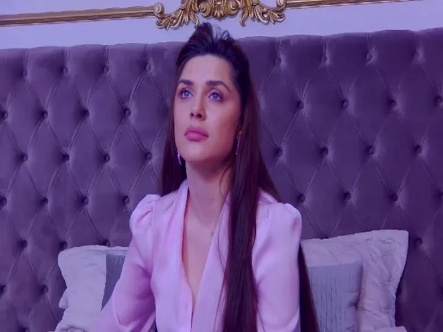 Live sex webcam photo for BlueEyesLexi #272883355