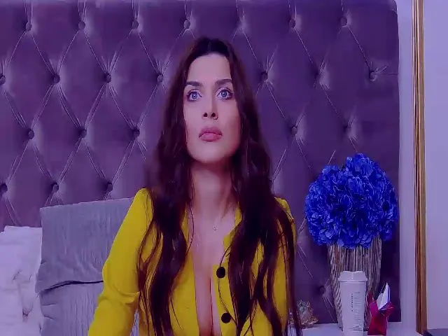 Live sex webcam photo for BlueEyesLexi #272967099