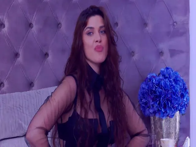 Live sex webcam photo for BlueEyesLexi #273000018