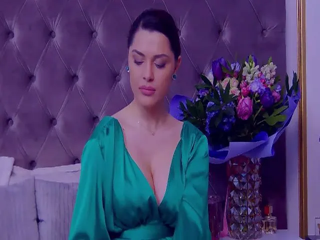 Live sex webcam photo for BlueEyesLexi #273124019