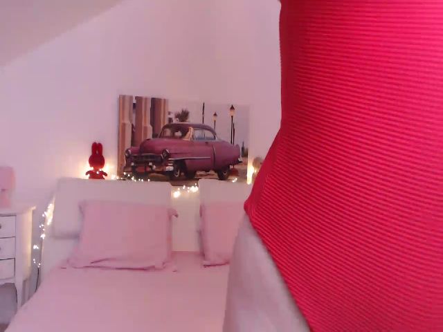 Live sex webcam photo for BlueStocking #272653249