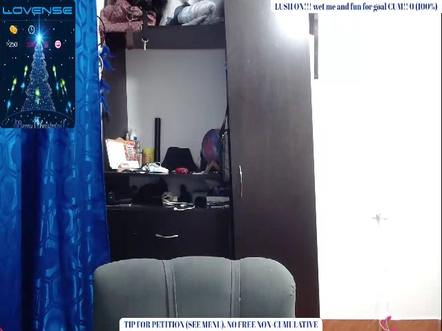 Live sex webcam photo for Blue__moon__ #271797882