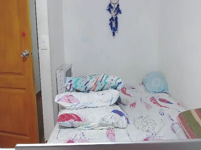 Live sex webcam photo for Blue__moon__ #273390169