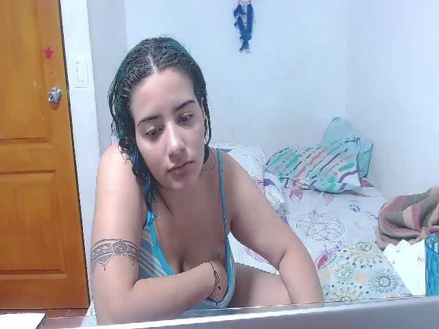 Live sex webcam photo for Blue__moon__ #273499200