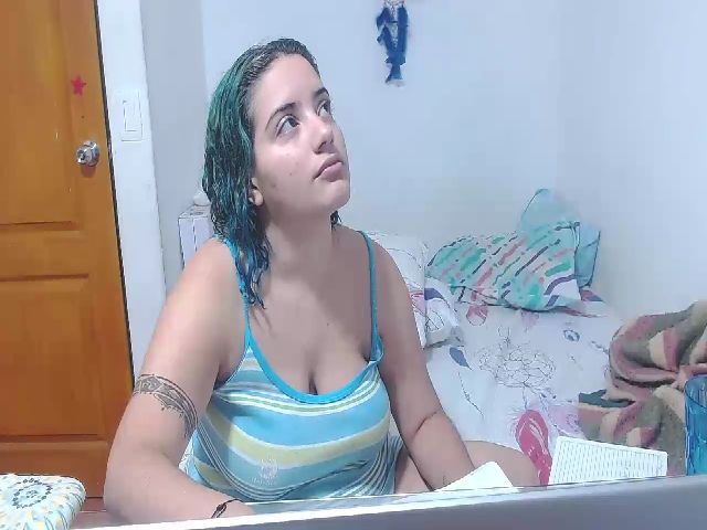 Live sex webcam photo for Blue__moon__ #273499230