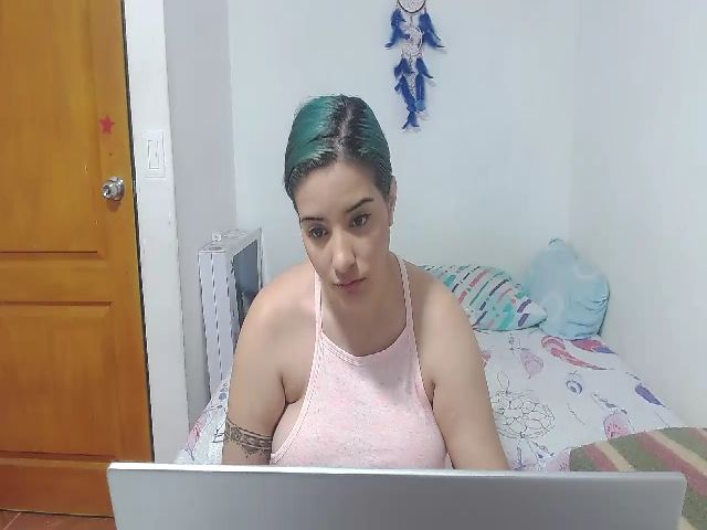 Live sex webcam photo for Blue__moon__ #273522460