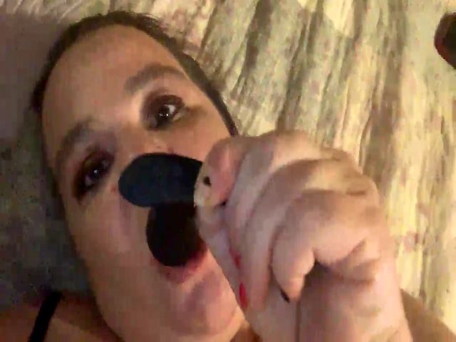 Live sex webcam photo for Boredsubwife #274027408