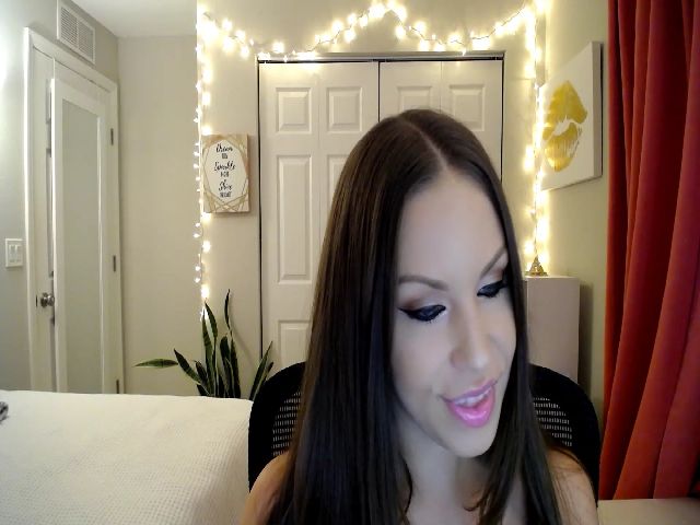 Live sex webcam photo for BowToPrincess #271704991