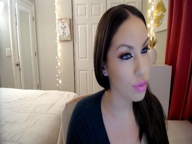 Live sex webcam photo for BowToPrincess #274305958