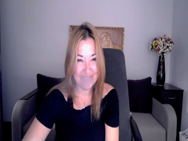 Live sex webcam photo for BrandaOgden #274138491