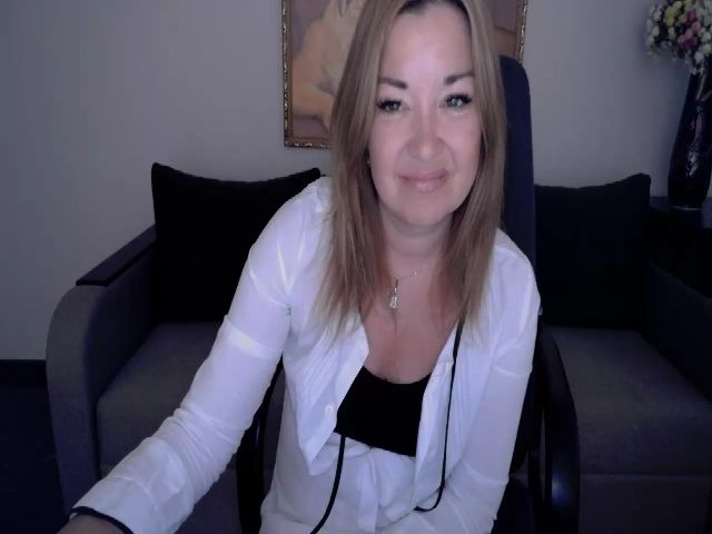 Live sex webcam photo for BrandaOgden #274221504