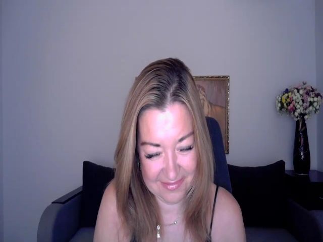 Live sex webcam photo for BrandaOgden #274285634