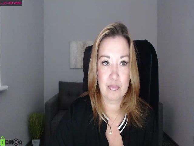 Live sex webcam photo for BrandaOgden #274706963