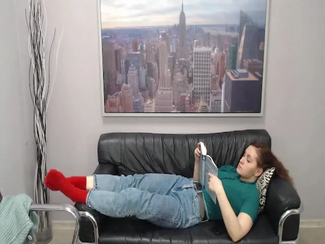 Live sex webcam photo for BrandiSin #272298663