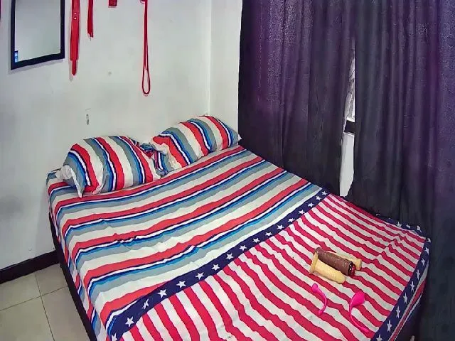 Live sex webcam photo for Brandyebony #271725492