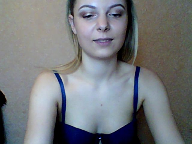 Live sex webcam photo for BreeAngel #271695355