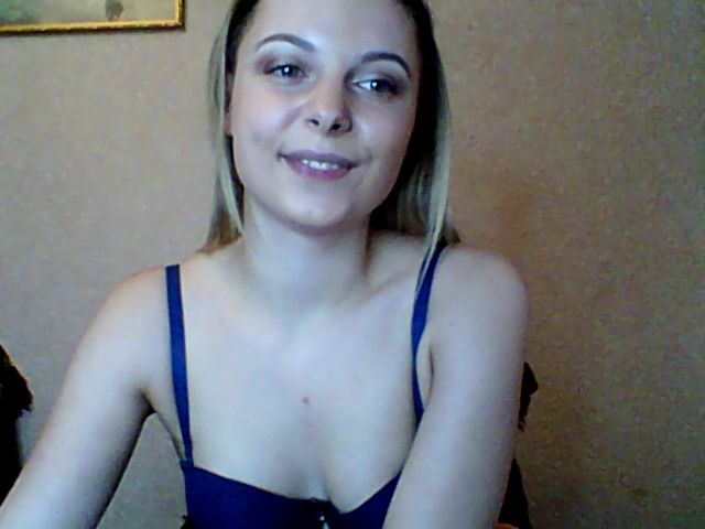 Live sex webcam photo for BreeAngel #271695548