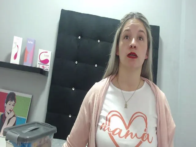 Live sex webcam photo for Brenda_Martin #273476890