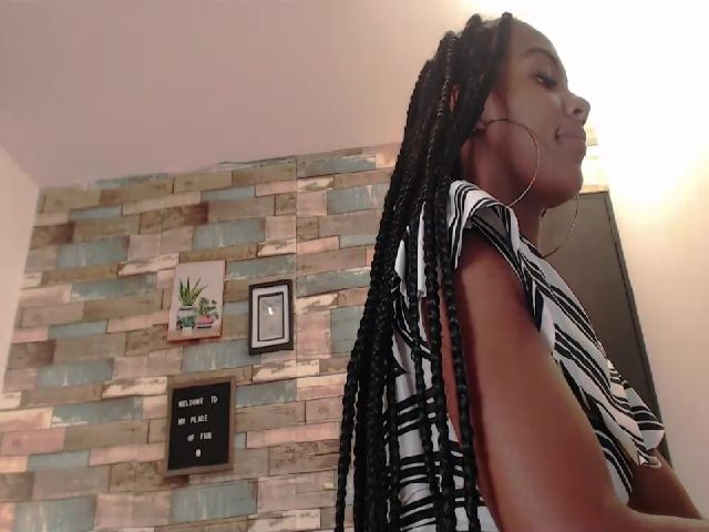 Live sex webcam photo for Brenda_Nova #272001713