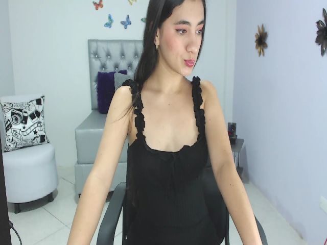 Live sex webcam photo for BrennaLucky_ #272755777