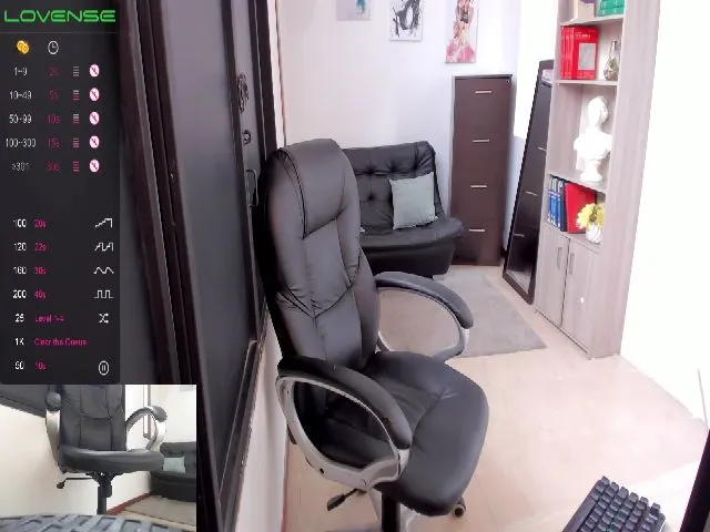 Live sex webcam photo for Bridget_love #272724608