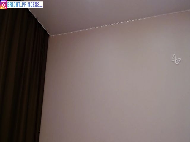 Live sex webcam photo for Brighprincess #272090680