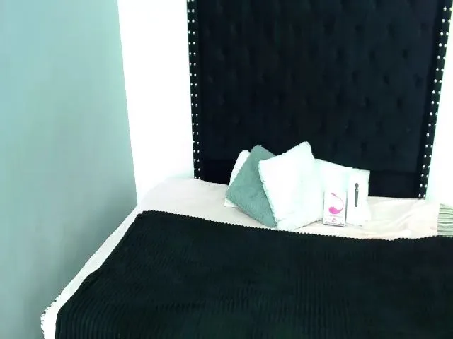 Live sex webcam photo for Britanny_doll #272823371