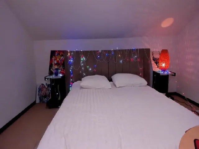 Live sex webcam photo for Britney_Johns #272306721