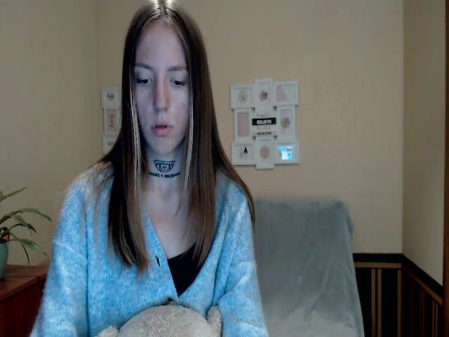 Live sex webcam photo for BunnyFunny_ #274064918