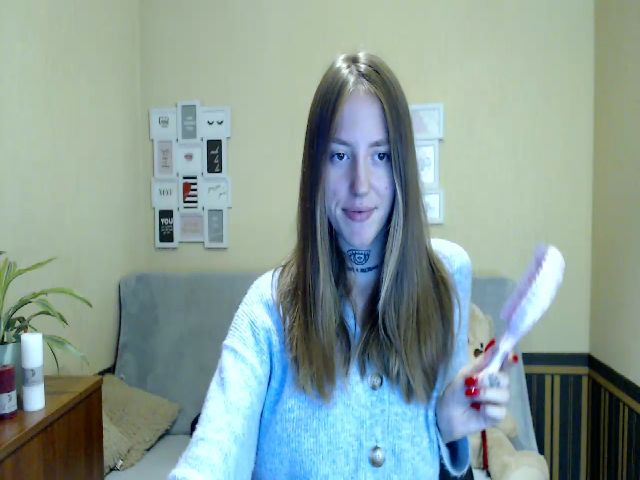 Live sex webcam photo for BunnyFunny_ #274123945