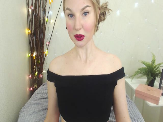 Live sex webcam photo for Burberry_Love #273499065