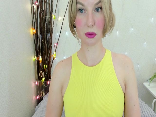 Live sex webcam photo for Burberry_Love #273545974