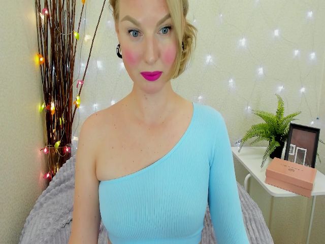 Live sex webcam photo for Burberry_Love #273556788