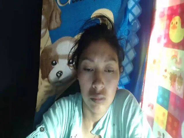 Live sex webcam photo for CHILENITAHOT #271855919