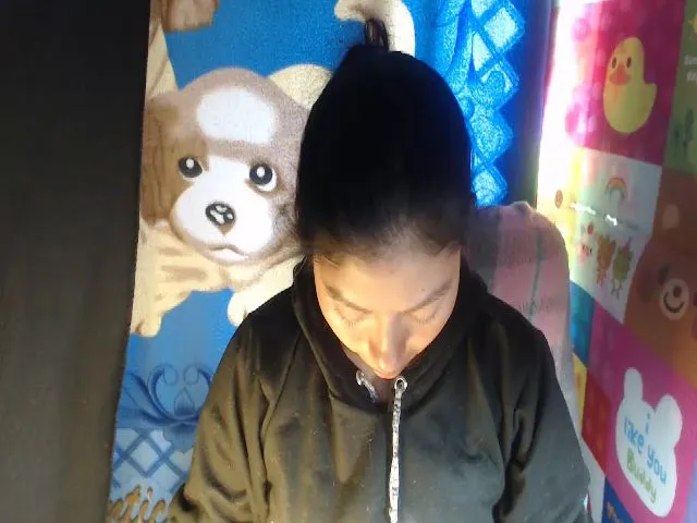 Live sex webcam photo for CHILENITAHOT #272146951