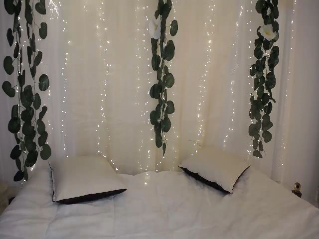 Live sex webcam photo for CHRISTA_EINS #272432459