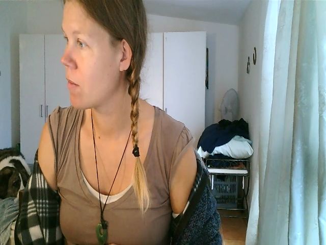 Live sex webcam photo for CallMeMaria #271760214