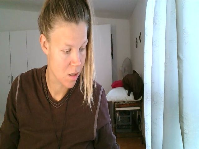 Live sex webcam photo for CallMeMaria #271882227