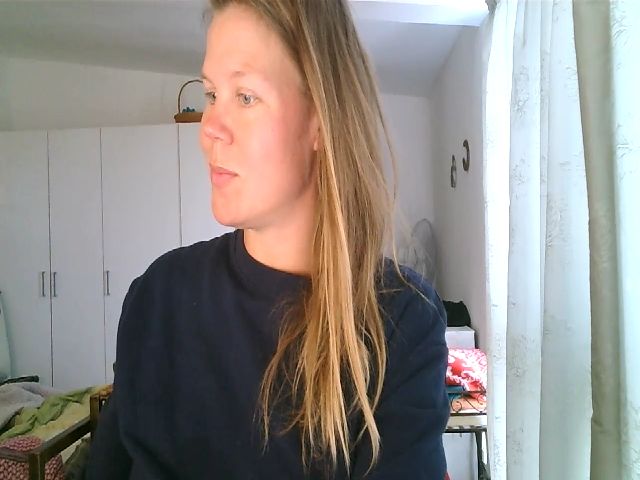 Live sex webcam photo for CallMeMaria #272281501