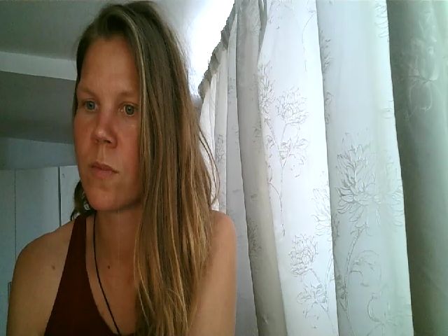 Live sex webcam photo for CallMeMaria #273369920
