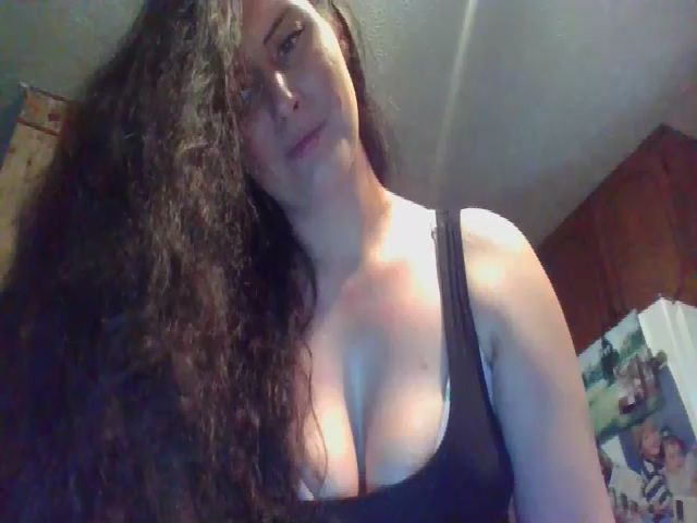 Live sex webcam photo for CallMeStormy #273910620