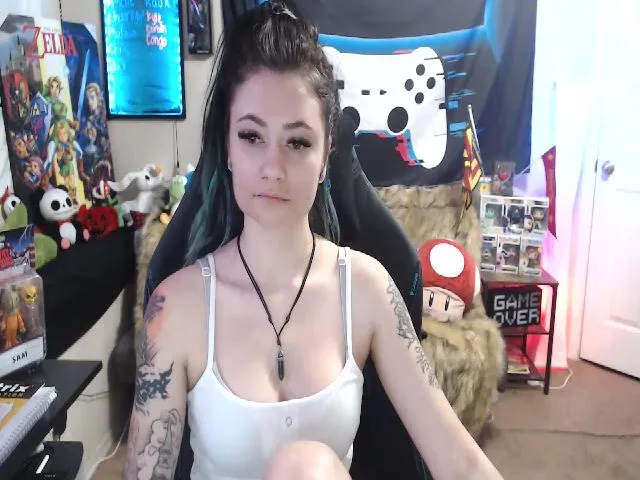 Live sex webcam photo for Callie_Lynn69 #274121959
