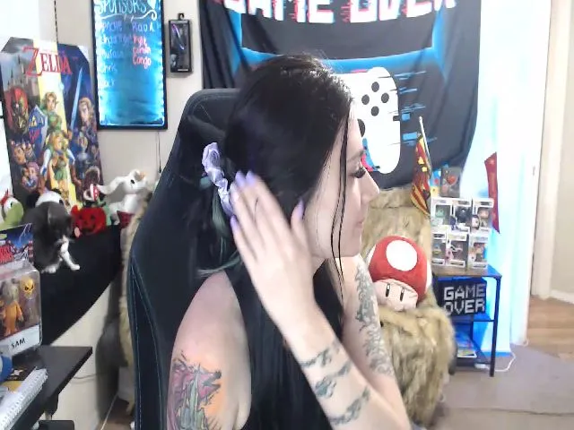 Live sex webcam photo for Callie_Lynn69 #274153817