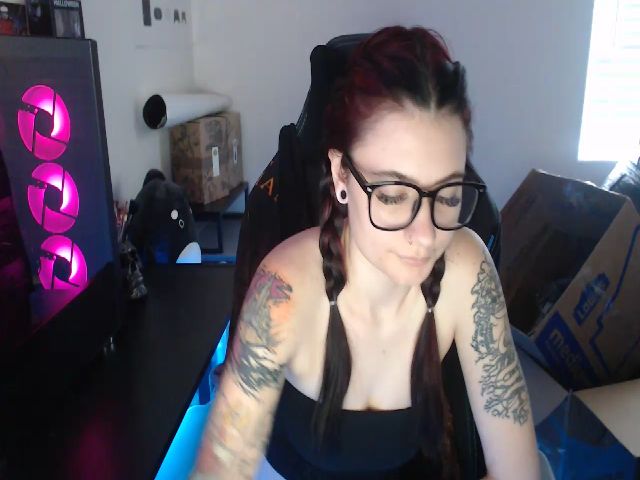 Live sex webcam photo for Callie_Lynn69 #274557842