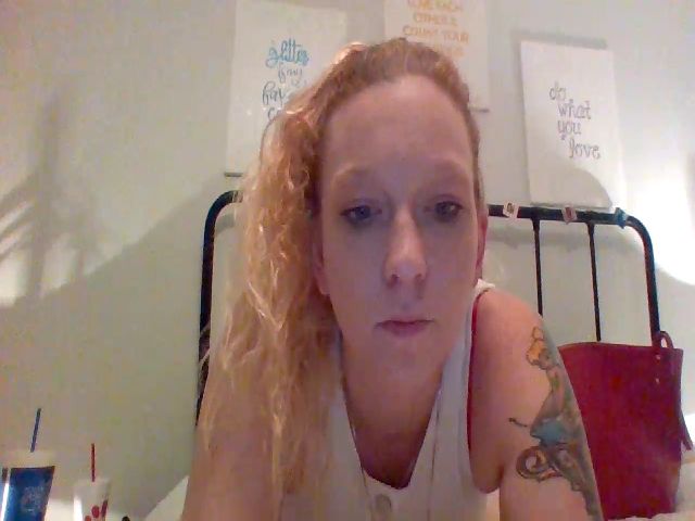 Live sex webcam photo for Callielynn69 #272995184