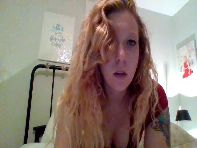 Live sex webcam photo for Callielynn69 #273006272