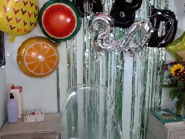 Live sex webcam photo for CamilaPersy #272299655