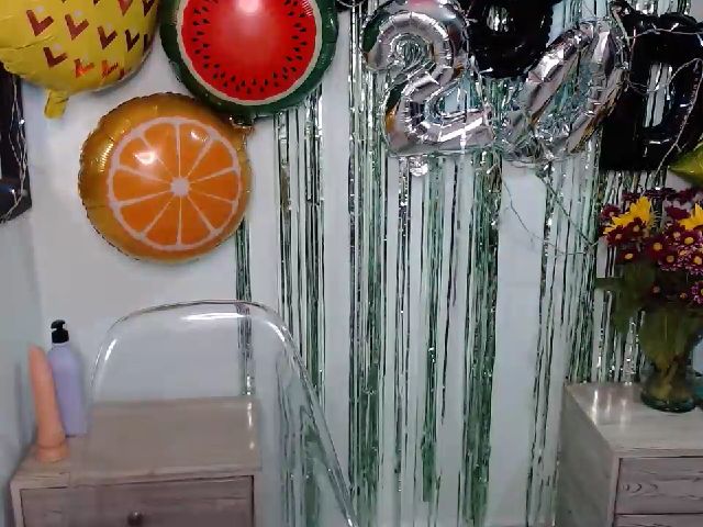 Live sex webcam photo for CamilaPersy #272337917