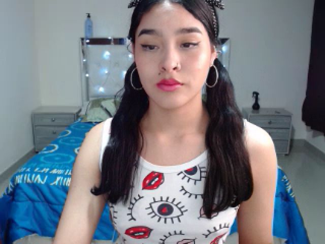 Live sex webcam photo for CamilaPersy #272650310